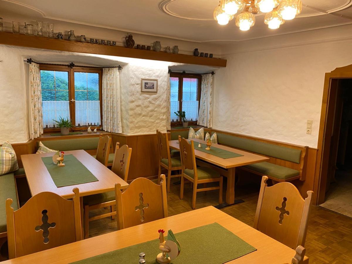 Gasthof - Pension - Adler ไวเลอร์-ซิมเมอร์แบร์ก ภายนอก รูปภาพ